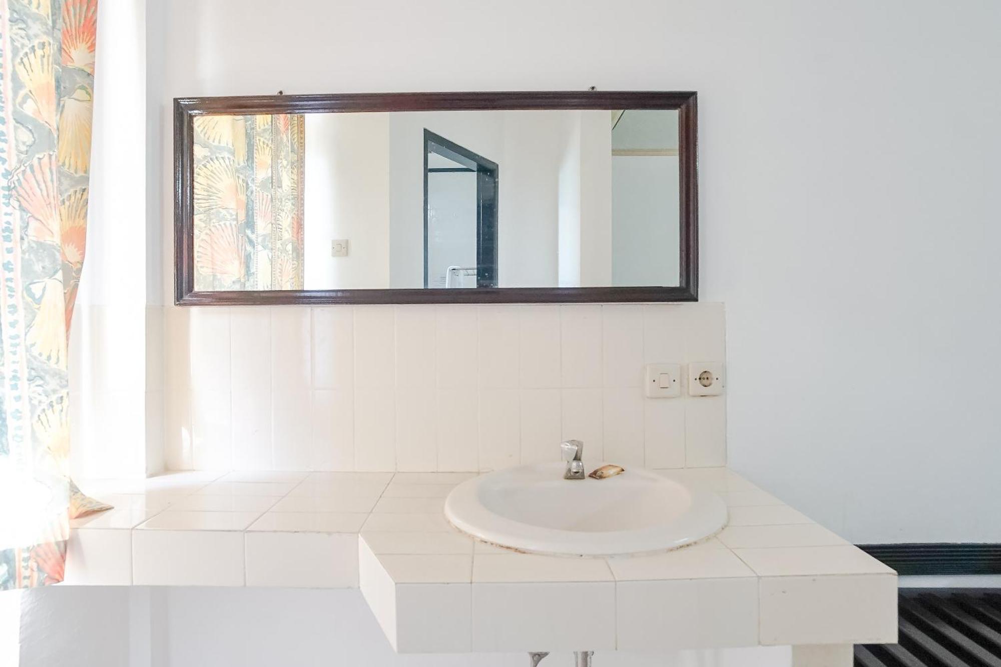 דנפסאר Hotel Oranjje מראה חיצוני תמונה