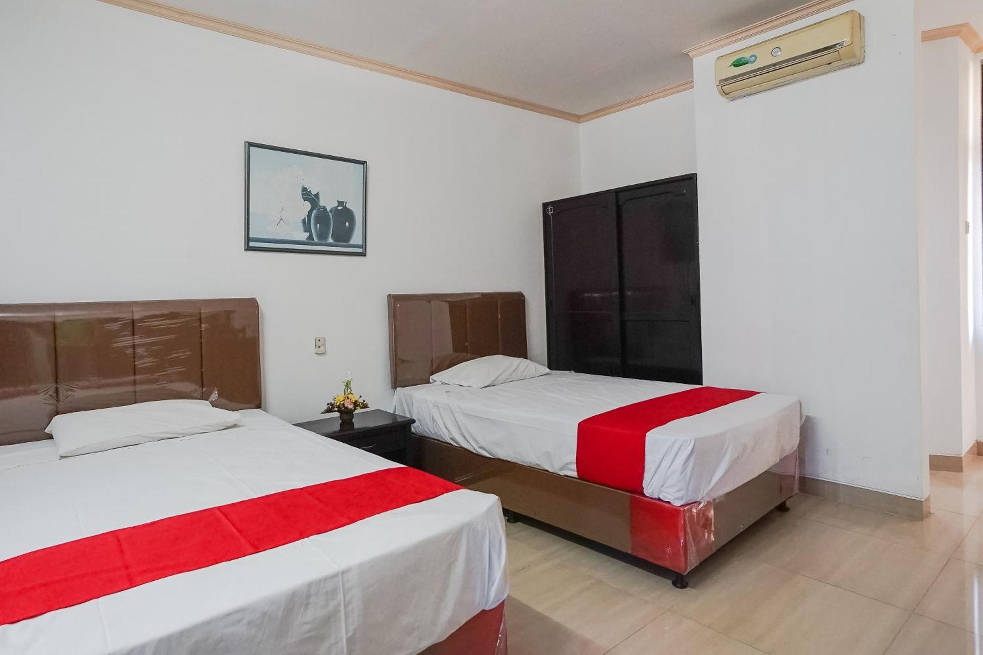 דנפסאר Hotel Oranjje מראה חיצוני תמונה