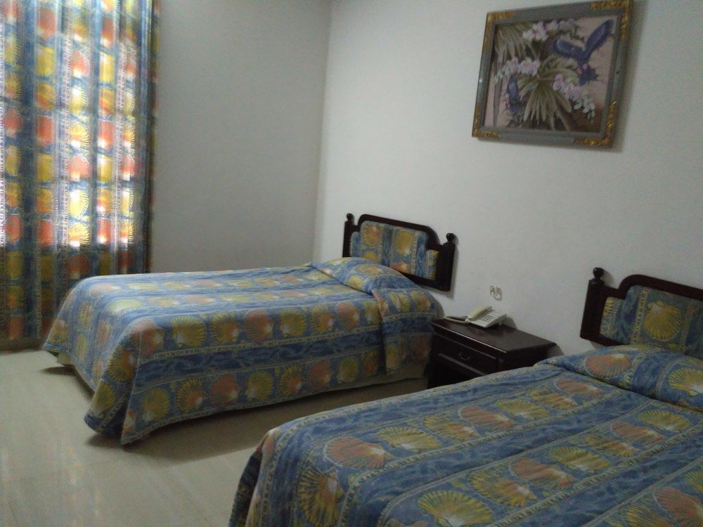 דנפסאר Hotel Oranjje מראה חיצוני תמונה